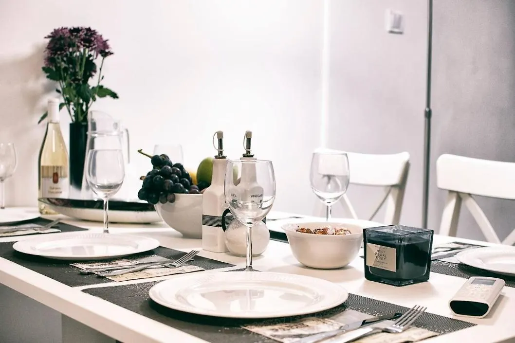 2 Designer Apartments Seconds Away From Тhe Main Street, Free Parking Sofia